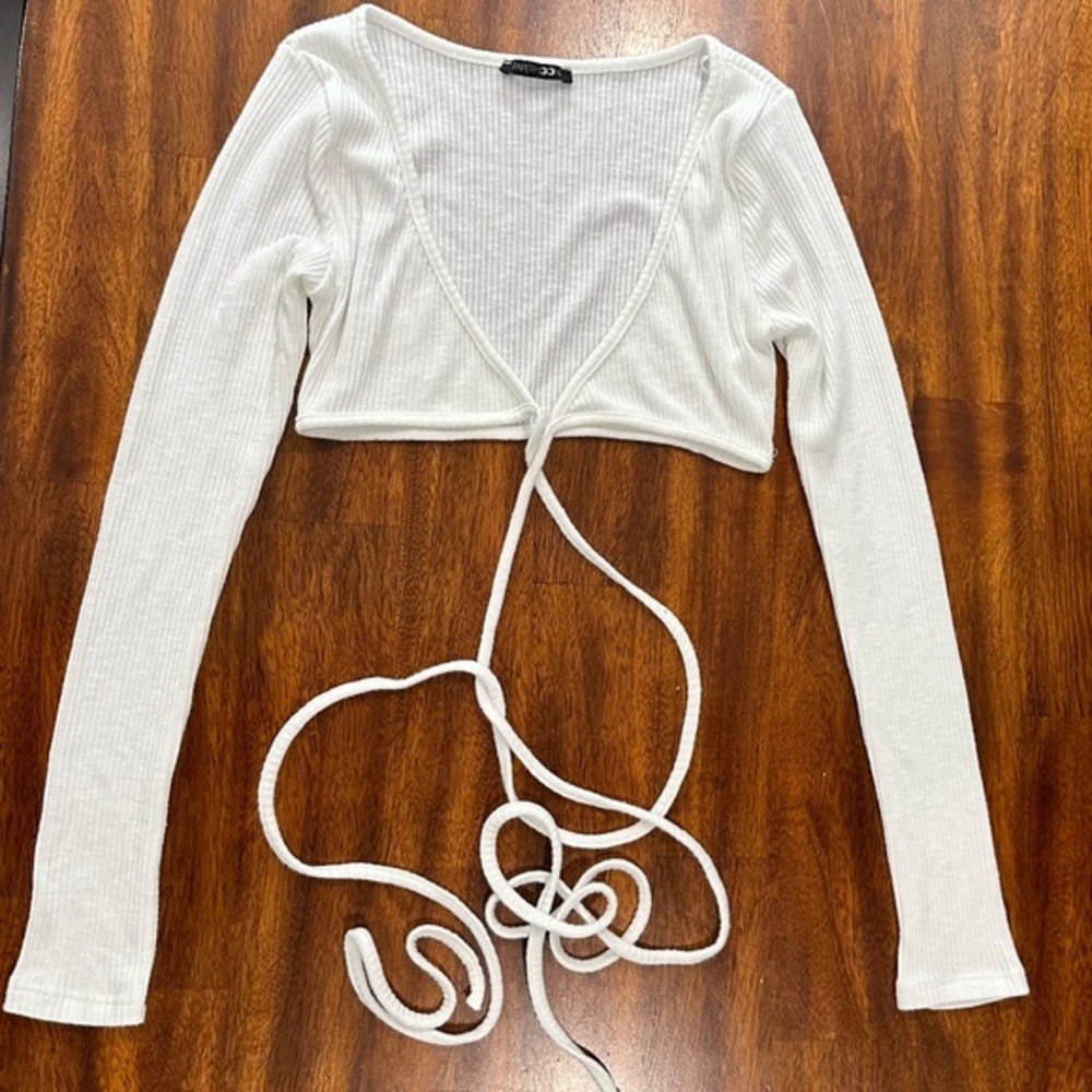 PaperMoon Crop Top White - Size S. - Picture 4 of 10